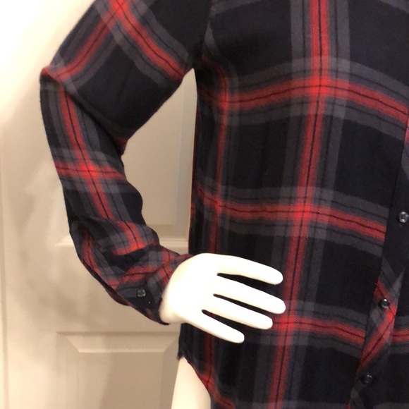 Rails plaid Rayon Button Up long sleeve Size L lightweight blouse Travel… - Picture 4 of 13